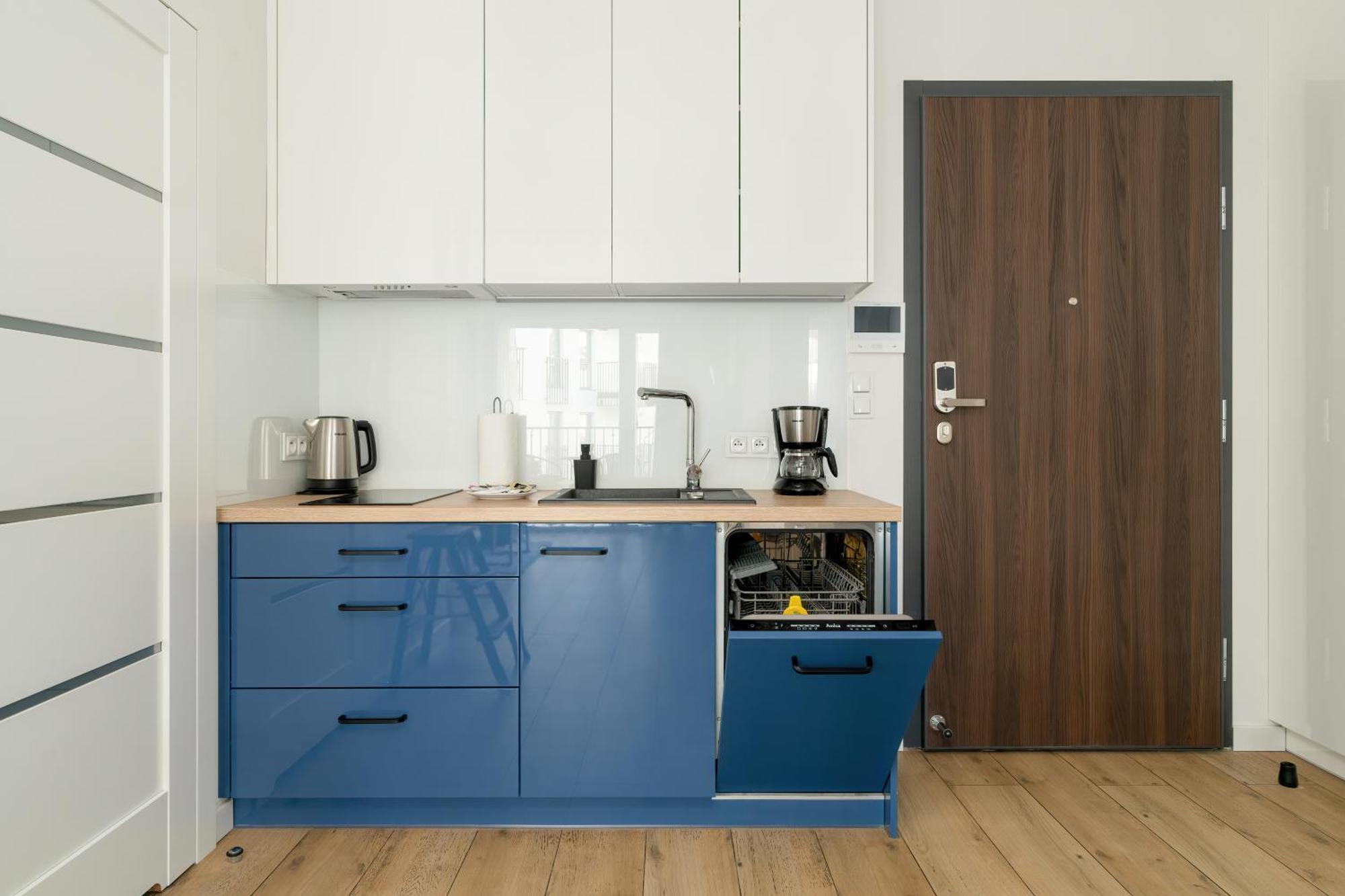 Stylish & Comfy Garbary Apartments With Parking By Noclegi Renters Poznań Exteriör bild