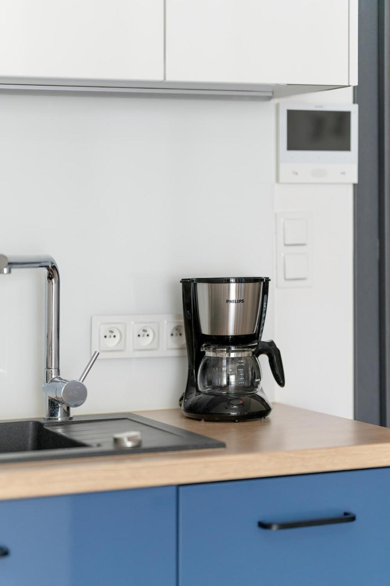 Stylish & Comfy Garbary Apartments With Parking By Noclegi Renters Poznań Exteriör bild